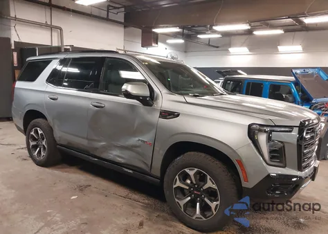 2025 GMC Yukon 4Wd At4 z USA, uszkodzony, nr VIN 1GKS2CRL7SR104621